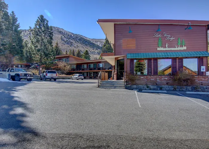 Lake View Lodge